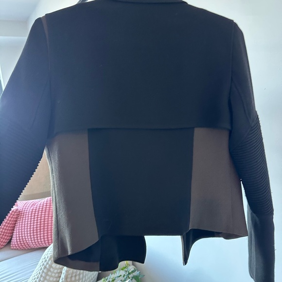 Wilfred motorcycle jacket in black and green. - Picture 2 of 4